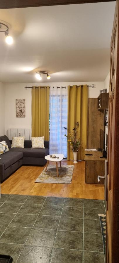 סינאיה Emma Apartament מראה חיצוני תמונה