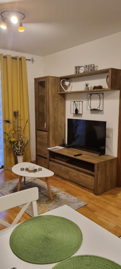 סינאיה Emma Apartament מראה חיצוני תמונה